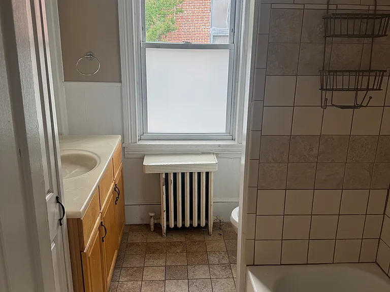 1903 Delaware Ave #3 — Photo 8