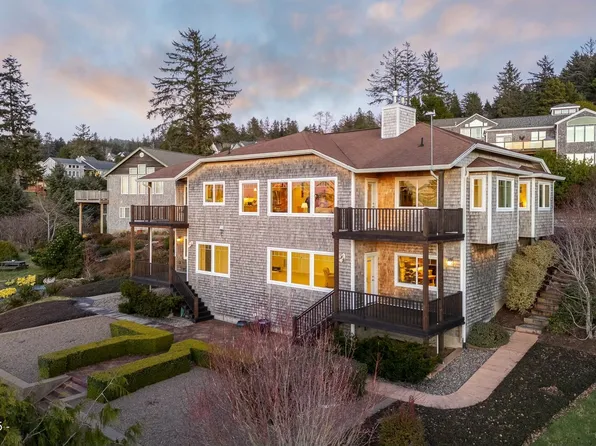 46460 Whale Watch Dr, Neskowin, OR 97149