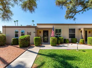 10048 W Hawthorn Dr, Sun City, AZ 85351