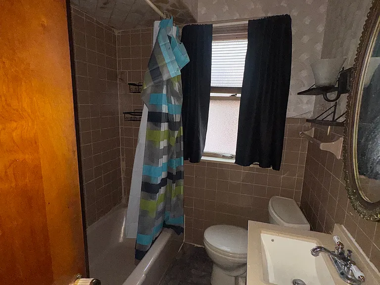 5121 Cato St — Photo 7