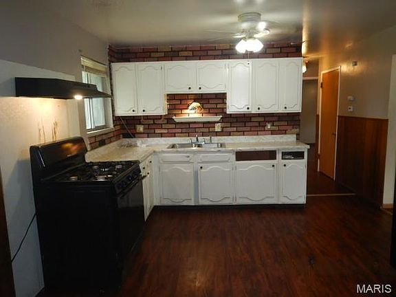 4th image of 1715 Beecher Dr