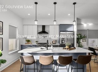 9522 Golfview Ln, Philadelphia, PA 19114