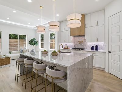 1954 Toronto St, Dallas, TX, 75212