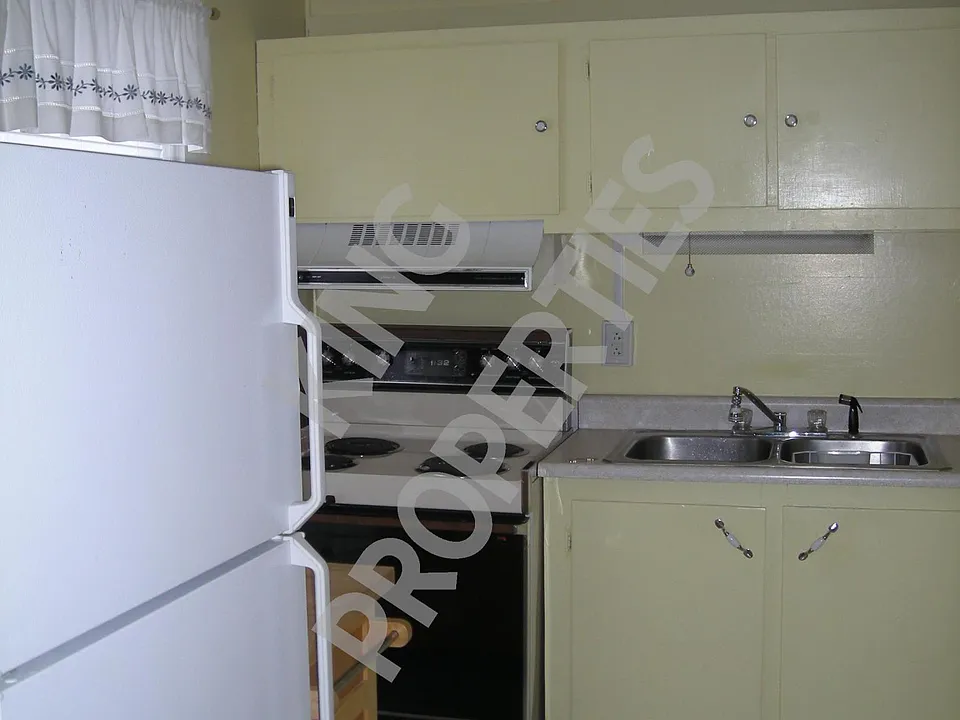 Unit 2, Kitchen