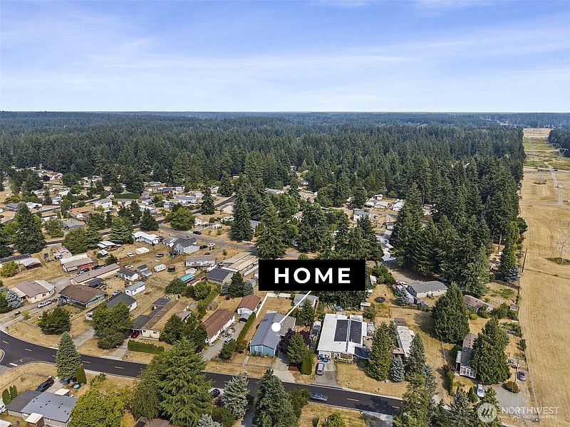 3rd image of 8720 Pepperidge Lane SE