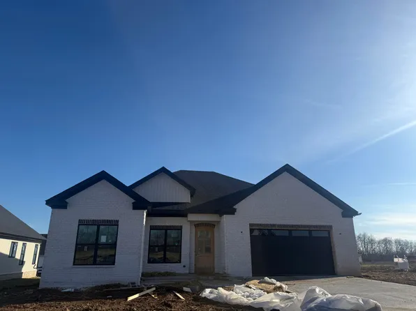 129 Farmers Blf, Nicholasville, KY 40356