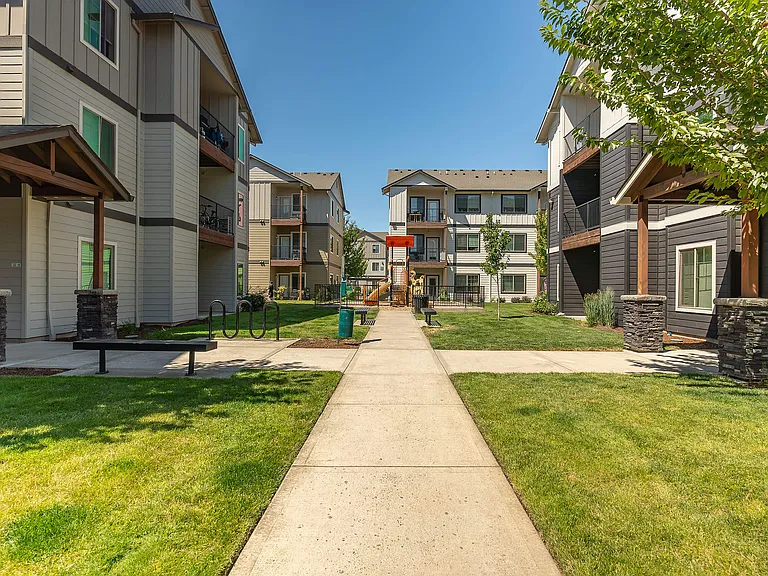 Forestplace Apartment Homes — Photo 9