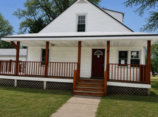 42 N Hickory St, Campbellsburg, IN 47108