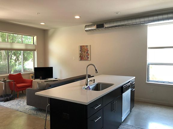 4th image of 5514 Roosevelt Ave APT I