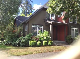 7196 NE Stonewater St, Hillsboro, OR 97124