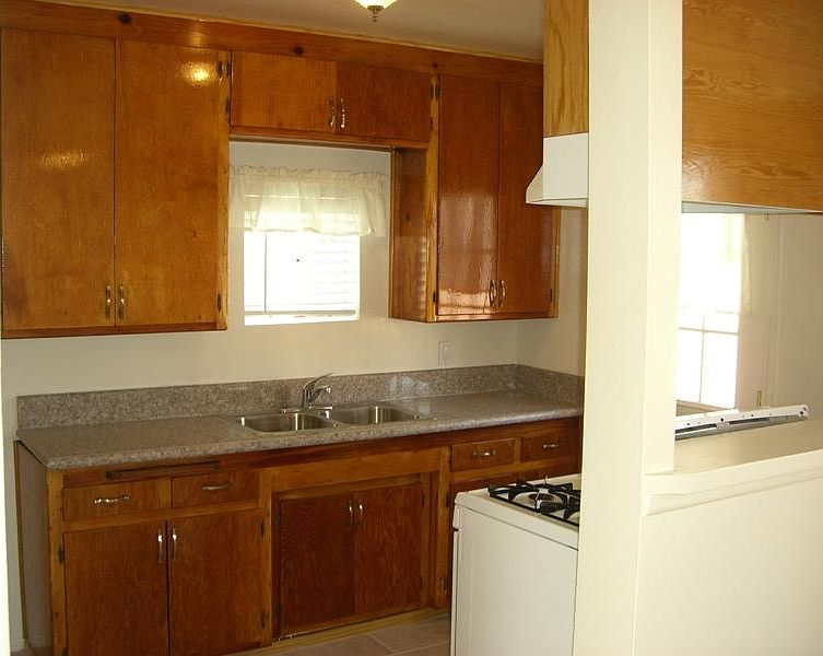 1st image of 14722 Fleming Ave