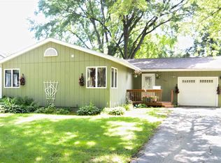 1809 Prairie Rd, Madison, WI 53711