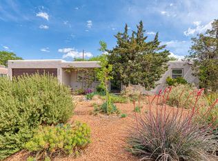 6321 Zimmerman Ave NE, Albuquerque, NM 87110
