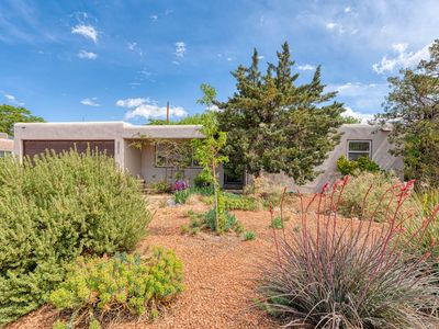 6321 Zimmerman Ave NE, Albuquerque, NM, 87110