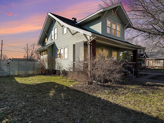 4th image of 702 N Nottawa St