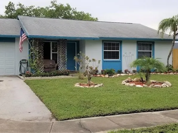 8019 Aberdeen Cir, Largo, FL 33773