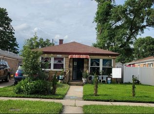 347 W 150th St, Harvey, IL 60426