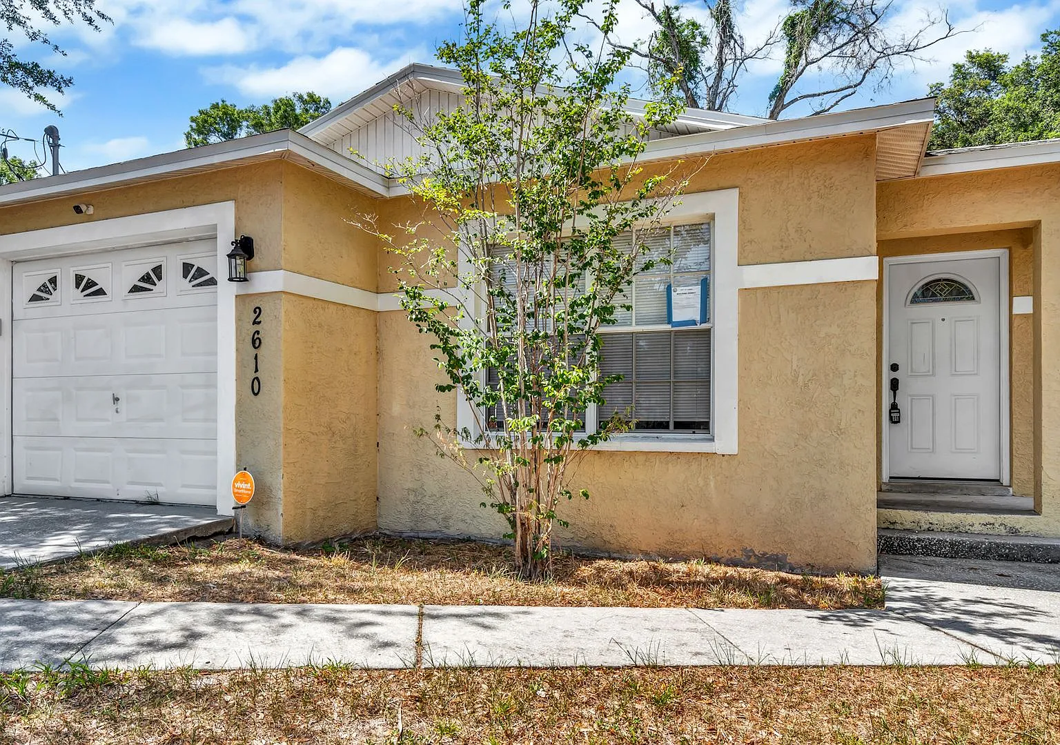 Move In Specialbeautiful 3 Bedroom Home — Photo 4
