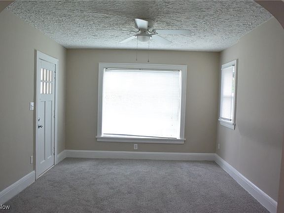5th image of 2886 Norwood St