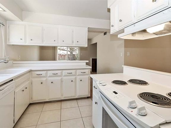 4th image of 2981 Trentwood Way