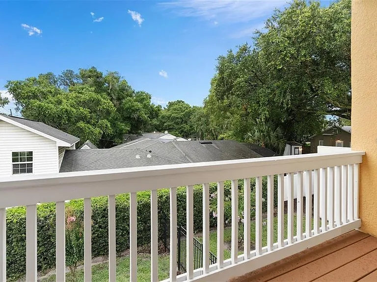 828 Ellwood Ave #J — Photo 25