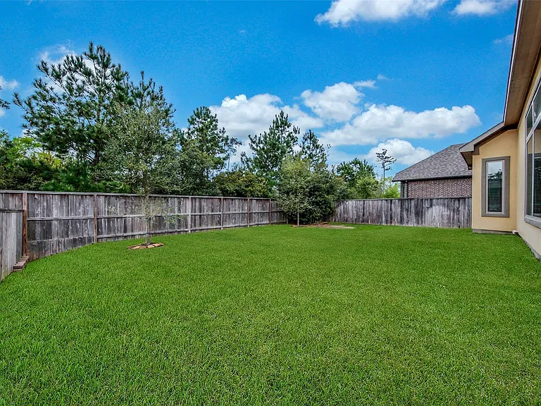 78 Hearthshire Cir — Photo 39