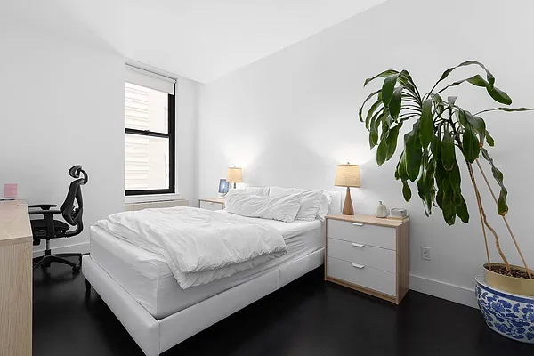 Rented by SERHANT. | media 2