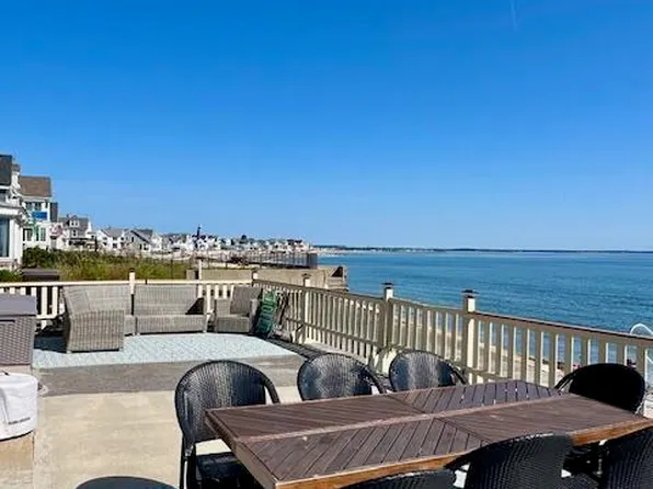230 Webhannet Drive, Wells, ME 04090