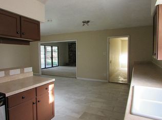 826 Regal St, Houston, TX 77034