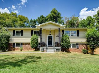 7100 Rollins Rd, Knoxville, TN 37918