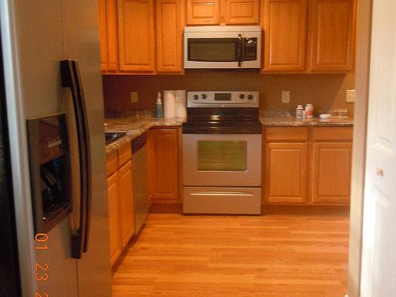 3rd image of 510 Brookfield Ct #510