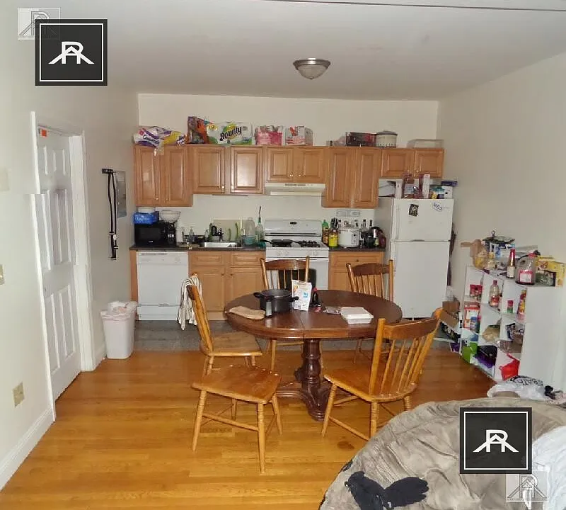 19 Cummings Rd #1