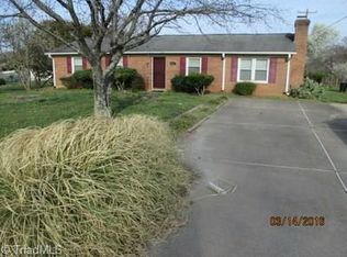 1903 Pickrell Rd, Reidsville, NC 27320