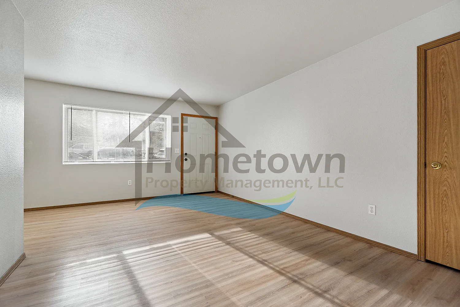 2 bed, 960 sqft, $1,250 — Photo 4