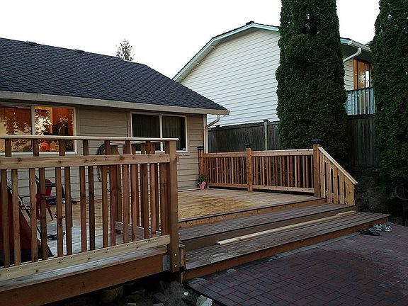 384 SQ FT DECK