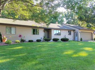 1405 Geneva Rd, Menasha, WI 54952