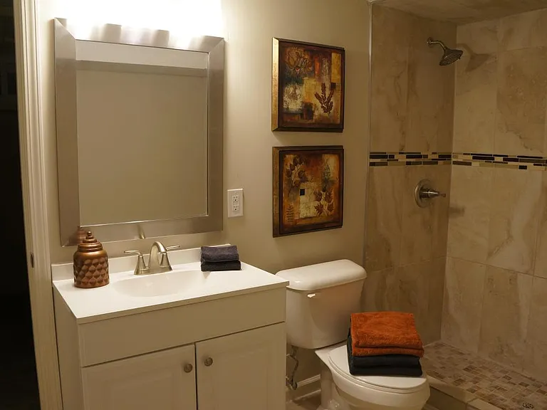 Lower level bath