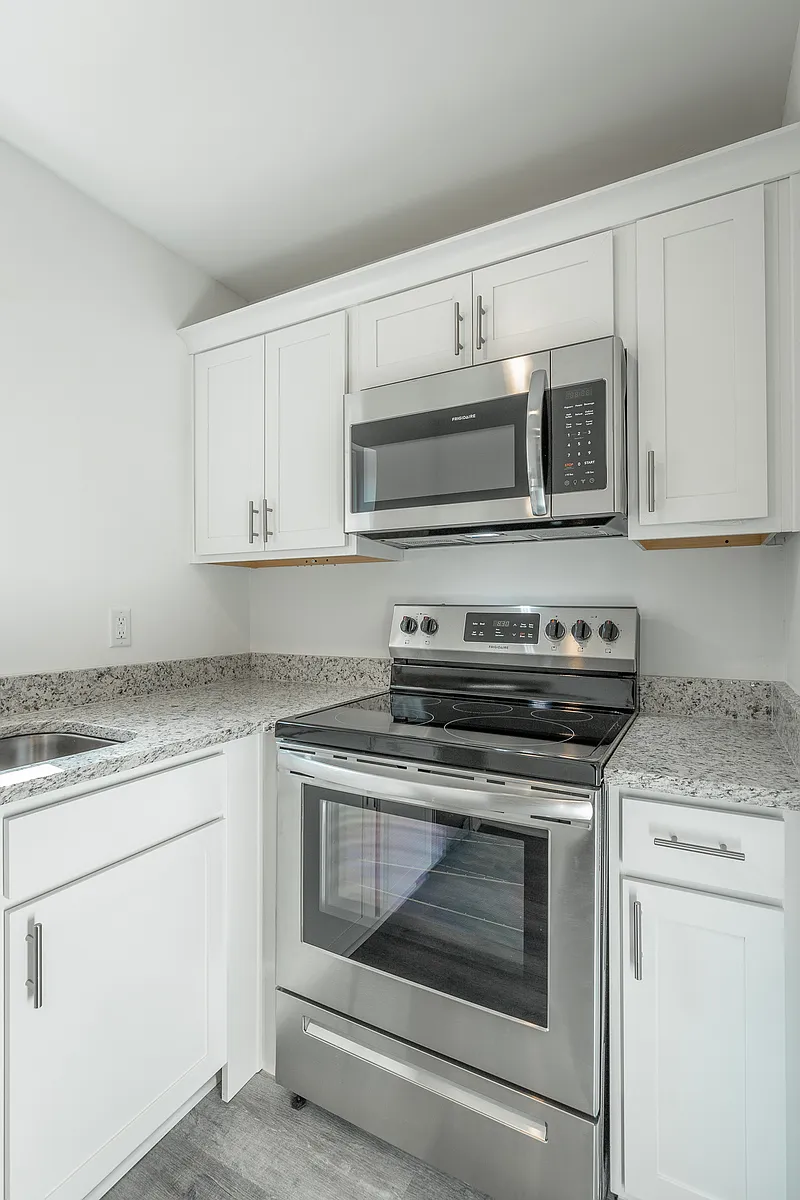 Building Photo - 79 Shallowford Rd #15