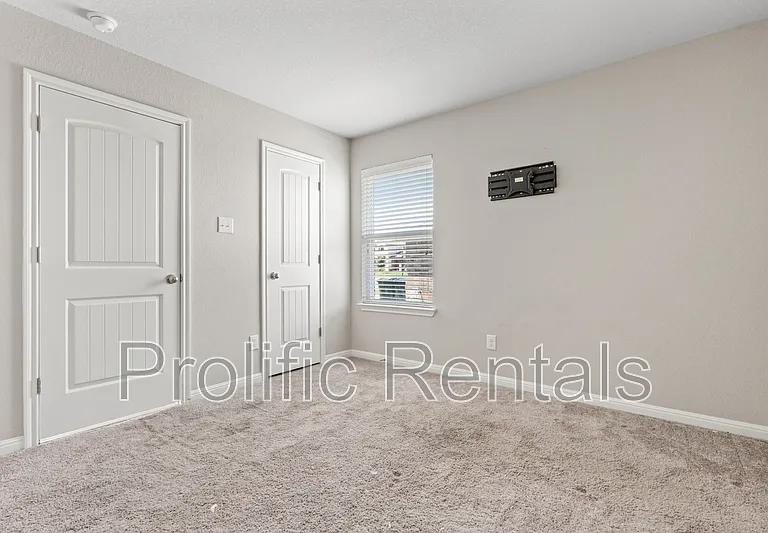 6117 Verde Dr — Photo 26