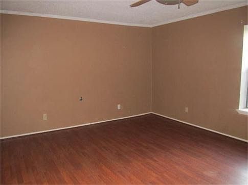 2nd image of 205 Trailridge Dr