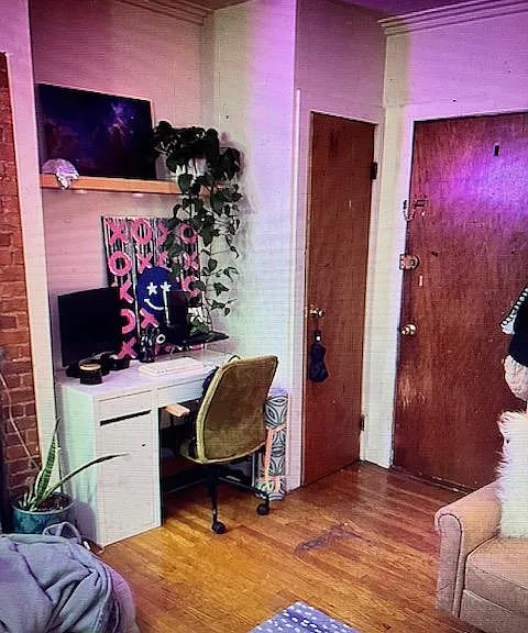 2039 Spring Garden St #1R — Photo 4