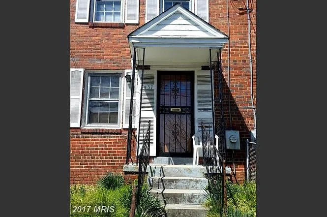 3437 25th St SE photo 1