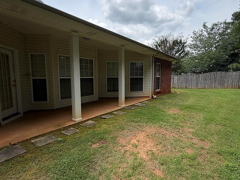 216 Horseshoe Bnd — Photo 4