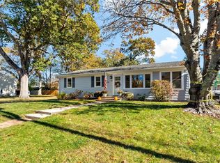 47 Wayland Trl, Narragansett, RI 02882
