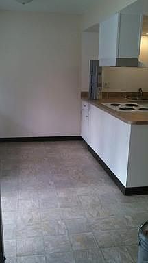 3rd image of 517 Westview Dr APT 5