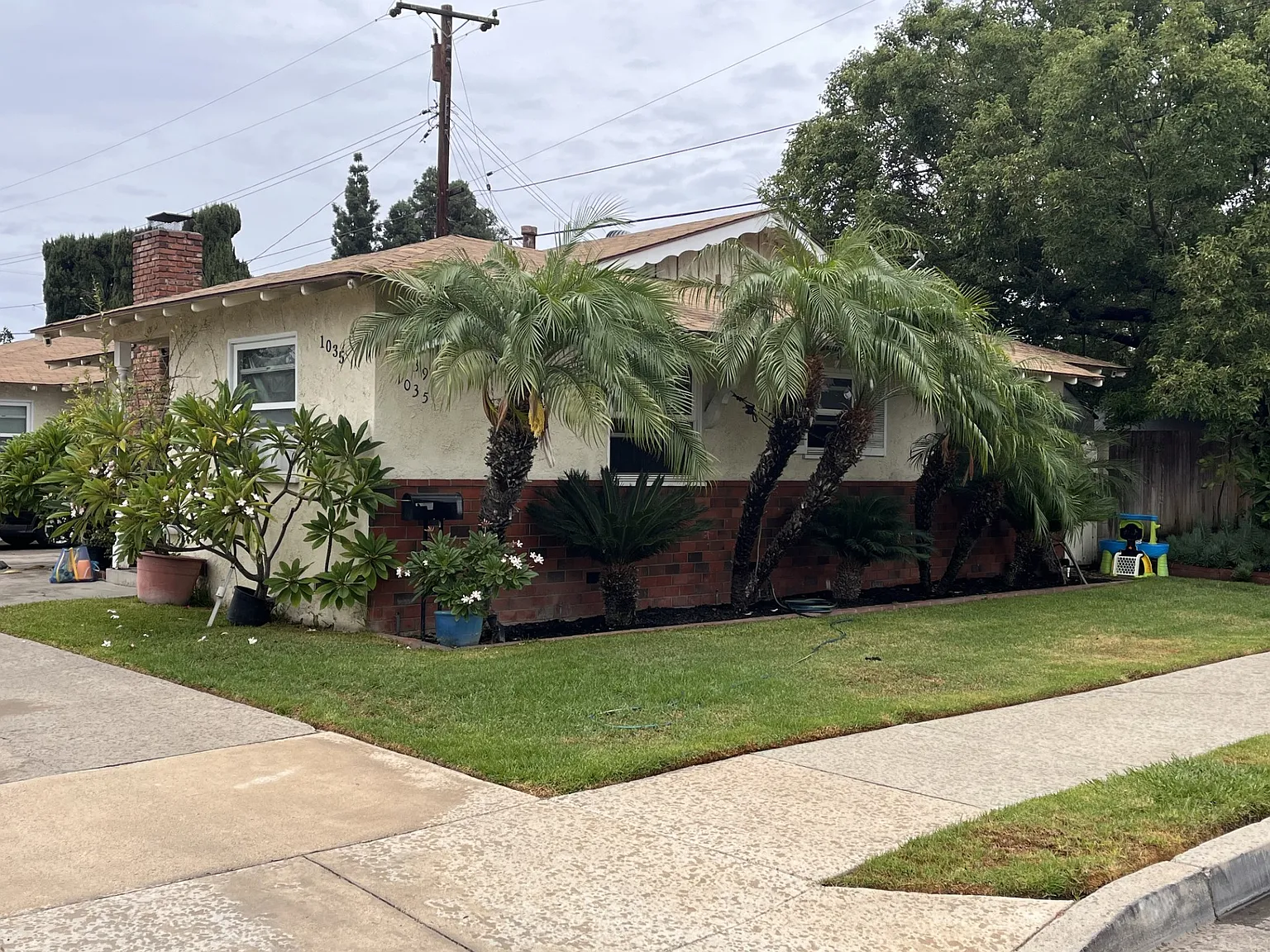 2 bed, 1100 sqft, $2,800 — Photo 2