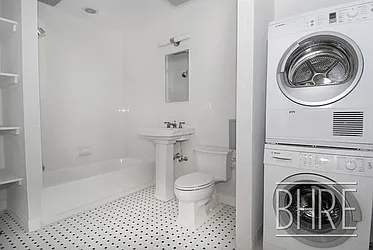 Rented by Brooklyn Heights Real Estate Inc