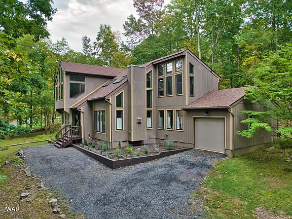 3rd image of 2103 Wilderland Rd