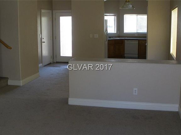 3rd image of 1151 Chestwood Ave