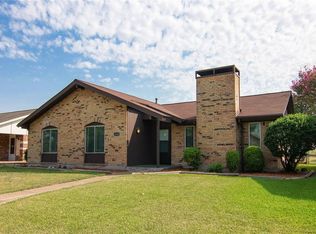 4910 Collingwood Dr, Garland, TX 75043
